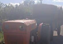 🏍️ Impactante choque entre una moto y un tractor deja a un joven en estado delicado