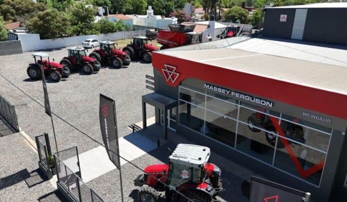 Massey Ferguson-Weinbaur