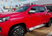 Una pick-up pensada para producir: Fiat Titano llega al campo con 200 HP y precio competitivo 👉 Fiat Titano roja en Expoagro 2026, la nueva pick-up para el campo con 200 HP y precio competitivo