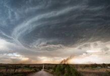 Tormentas fuertes esta noche en 10 provincias: alertan por lluvias de hasta 40 mm