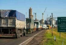 Santa Fe crea un fideicomiso vial con un peaje por tonelada transportada y el campo alerta por más costos logísticos
