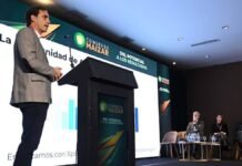 Argentina puede exportar un récord de maíz, pero advierten que todo empieza con el cumplimiento sanitario en el lote Disertante expone durante el Congreso Maizar 2026 en un panel sobre inserción internacional, mercados de exportación y oportunidades para el maíz argentino.