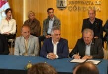 Córdoba lanzó créditos al 14% para maquinaria agrícola y destinará $30.000 millones al sector Autoridades provinciales y representantes del sector productivo durante la firma de créditos para maquinaria agrícola en Córdoba.