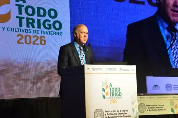 Sergio Iraeta durante la apertura del congreso A Todo Trigo y Cultivos de Invierno 2026 frente a productores y referentes de la cadena triguera argentina.