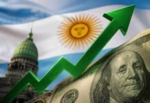 Cada vez que se acercan elecciones en Argentina, el dólar sube: qué dice la historia y qué puede pasar ahora Imagen conceptual sobre la suba del dólar en años electorales en Argentina, con bandera argentina, billete estadounidense y flecha ascendente verde.