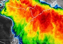 Tormentas con granizo y hasta 80 mm de lluvia amenazan el NEA: alerta en Chaco, Corrientes, Formosa y Misiones Imagen satelital meteorológica con nubosidad intensa y colores vívidos sobre el norte argentino, asociada a tormentas fuertes y áreas de inestabilidad.