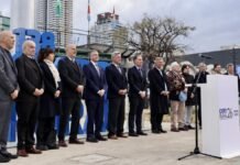 La Expo Rural abrió con un mensaje que no se había escuchado antes: el campo ya no va a cargar solo con Argentina Autoridades y representantes del sector agropecuario durante el acto inaugural de Expo Rural 2026 frente al predio ferial.
