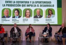 La Mesa de Enlace fue al Seminario ACSOJA con un mensaje claro: sin bajar retenciones e impuestos, el campo no puede invertir Panel de producción del Seminario ACSOJA con referentes de entidades agropecuarias debatiendo sobre el desarrollo de la producción argentina.
