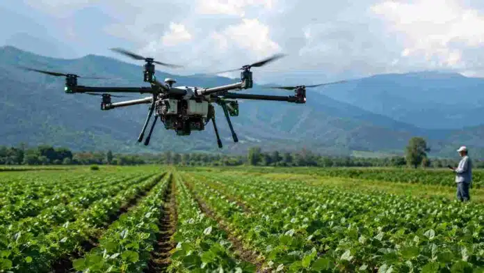 drones-inta-agricultura-precision-tucuman Dron agrícola sobre un cultivo en Tucumán durante una aplicación de agricultura de precisión con sensores y tecnología digital.