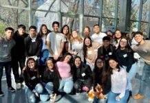 ADBlick organiza una charla gratuita sobre educación y movilidad social Jóvenes participantes de BisBlick Talento Joven durante una actividad vinculada al acompañamiento educativo y la formación profesional.