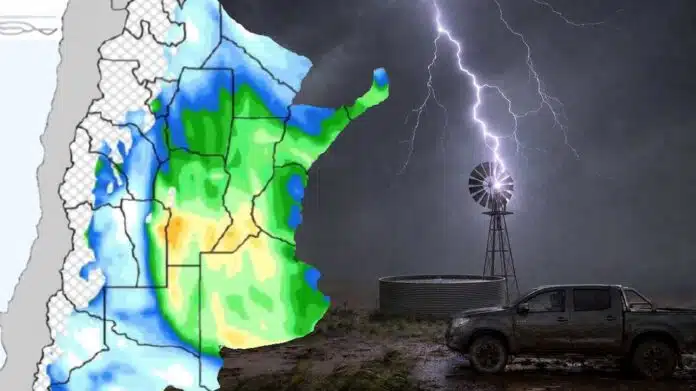 pronostico-lluvias-argentina-hasta-24-agosto-2026 Pronóstico de lluvias en Argentina hasta el 24 de agosto de 2026 junto a una tormenta rural con relámpago, molino, tanque australiano y camioneta embarrada.
