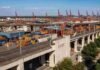 Los puertos de Buenos Aires movieron 14,8 millones de toneladas, un récord desde 2019 Terminal portuaria con contenedores y grúas, vinculada al crecimiento de las exportaciones de Santa Fe durante el primer semestre de 2026.