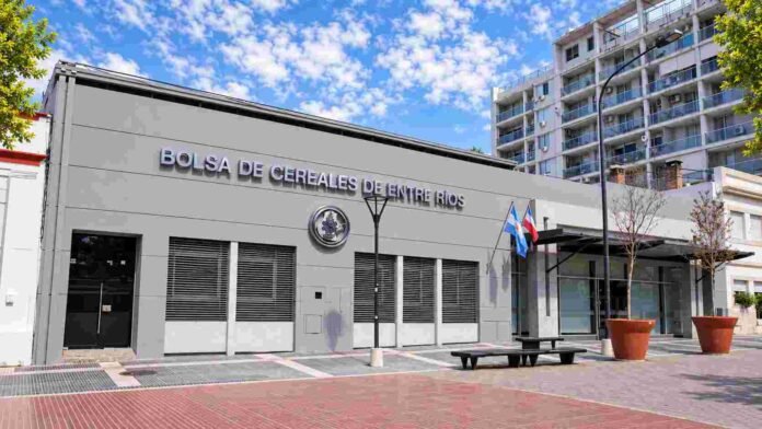 bolsa-cereales-entre-rios-sede-parana Fachada de la Bolsa de Cereales de Entre Ríos en Paraná, sede de la entidad que atraviesa un proceso de reestructuración institucional.