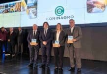 Castagnani: Respetarnos cuando no pensamos igual sostiene a la Mesa de Enlace Dirigentes del sector agropecuario durante la conmemoración de los 70 años de Coninagro, en un acto institucional realizado en Buenos Aires.
