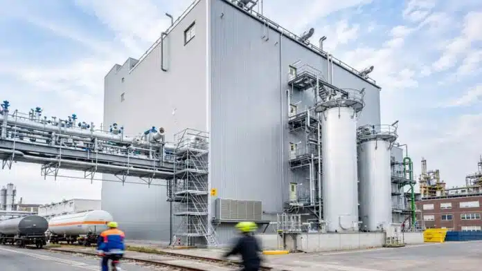 Planta industrial de BASF en Ludwigshafen destinada a procesos de fermentación para producir soluciones biológicas y biotecnológicas para la agricultura.