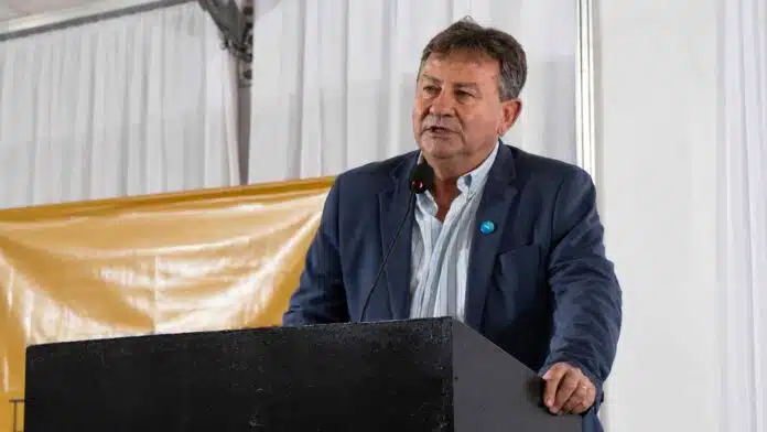 alejandro-bravo-caena-congreso-nutricion-animal-ruralnet Alejandro Bravo, presidente de CAENA, durante una exposición vinculada al Congreso de Nutrición Animal 2026.